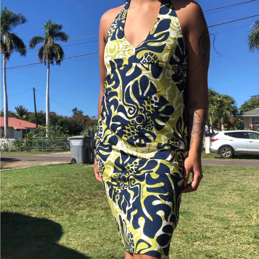 SOLD Manuheali’i halter dress